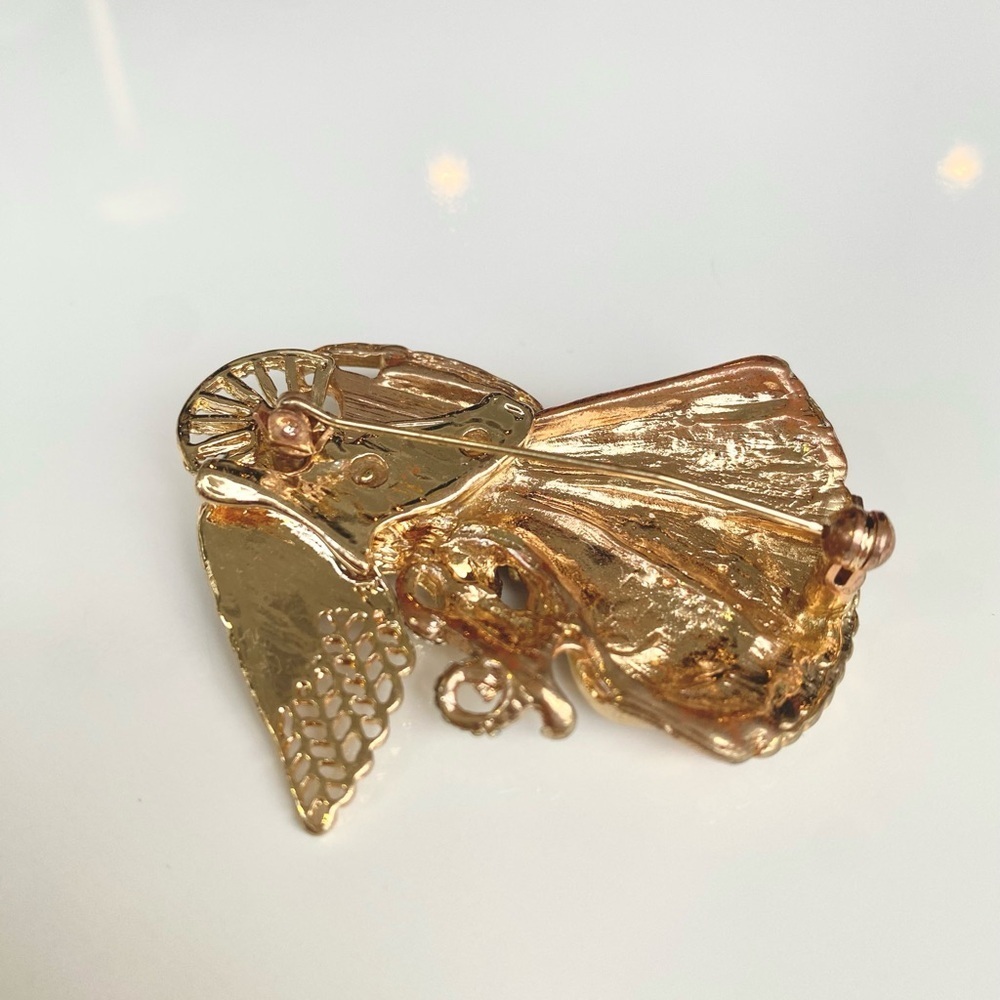 Vintage Holiday Lane Christmas Holiday Lapel Pin Brooch Gold Red Angel w/Harp - Picture 3 of 6